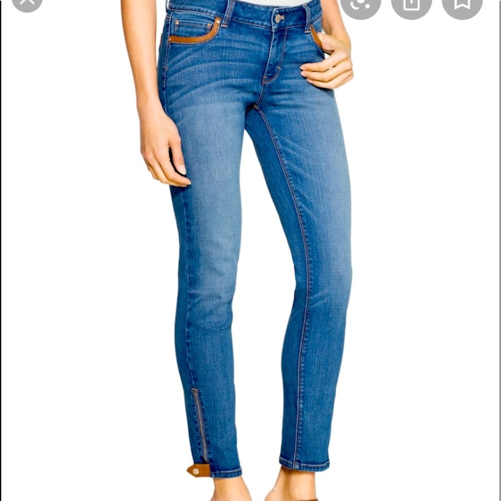 White House Black market Skimmer jeans